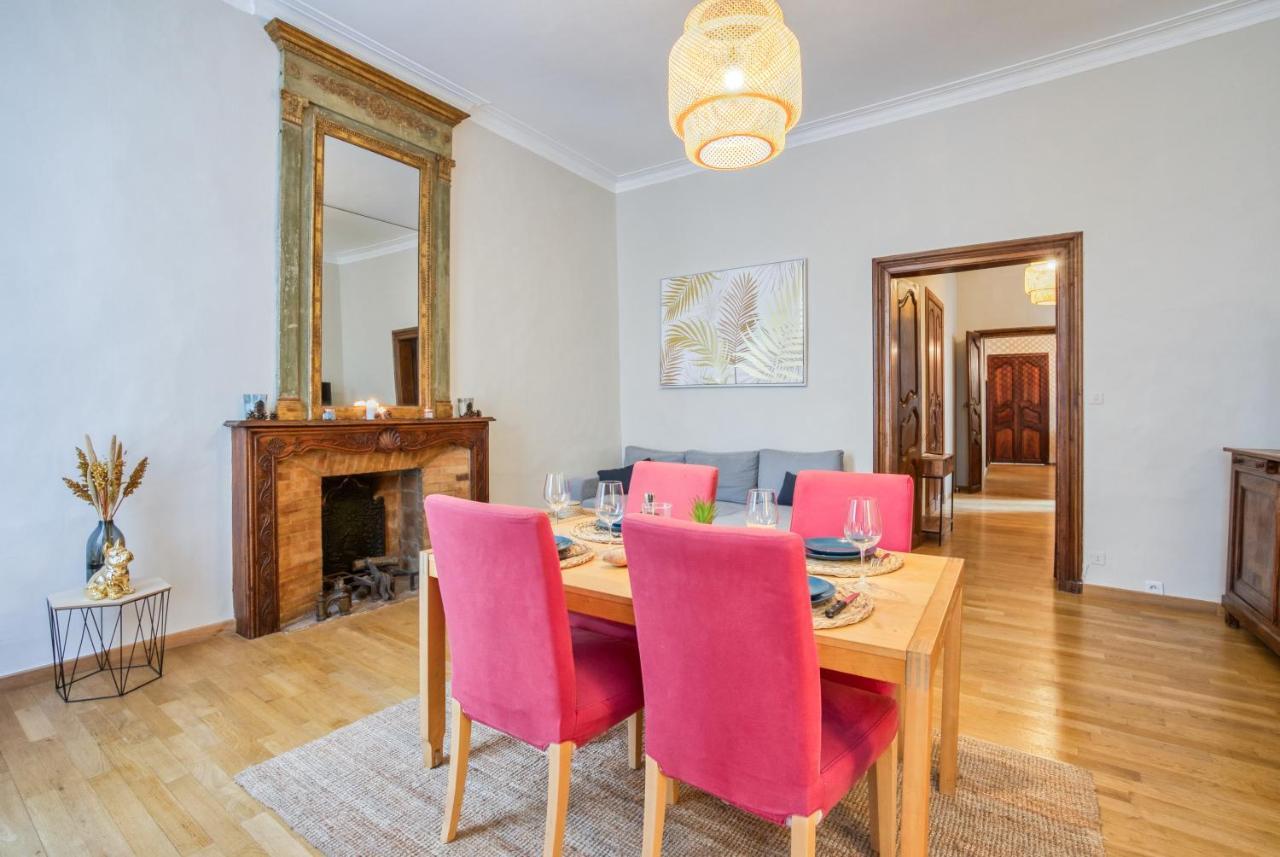 Superbe Appartement 95M2 Proche Arenes- Parking Offert นีมส์ ภายนอก รูปภาพ