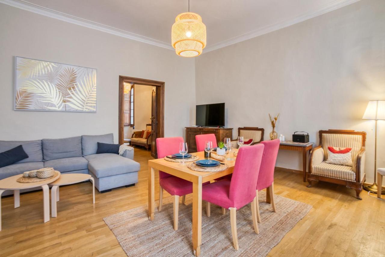 Superbe Appartement 95M2 Proche Arenes- Parking Offert นีมส์ ภายนอก รูปภาพ