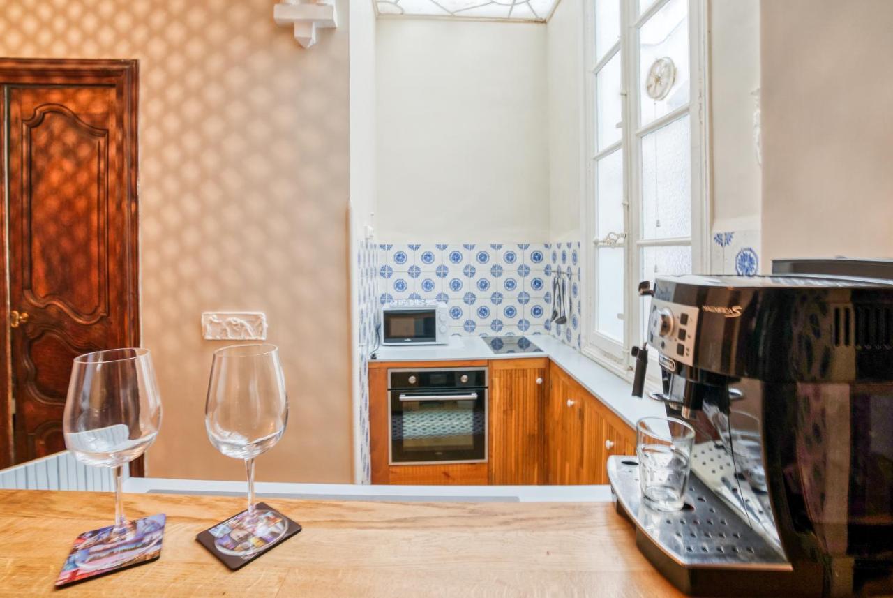 Superbe Appartement 95M2 Proche Arenes- Parking Offert นีมส์ ภายนอก รูปภาพ